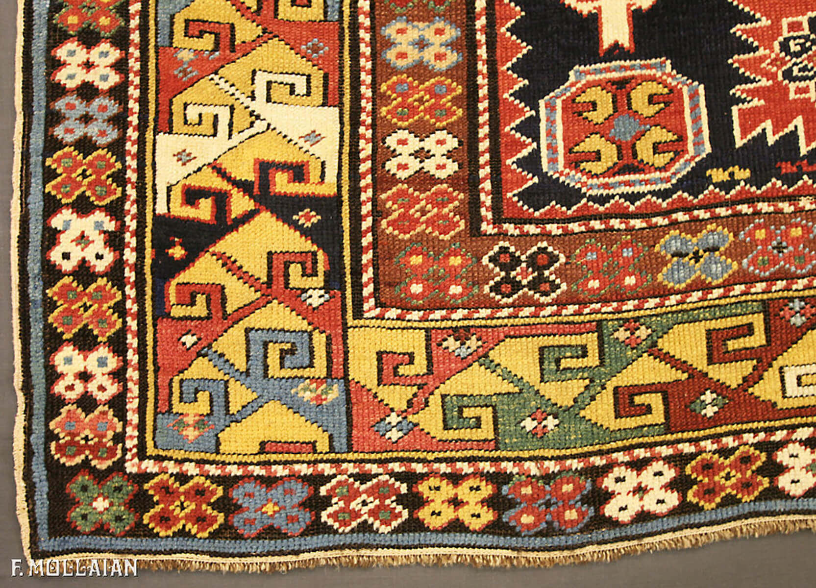 Antique Azerbaijani Karagashli Carpet (295x153 cm)